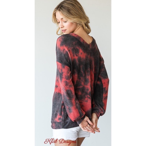 ❤️LAST ONE!! V Neck Puff Sleeve Super Soft Tie Dye Top! - Picture 5 of 7